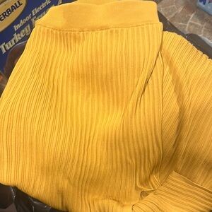 Wilfred Yellow Ribbed Skirt